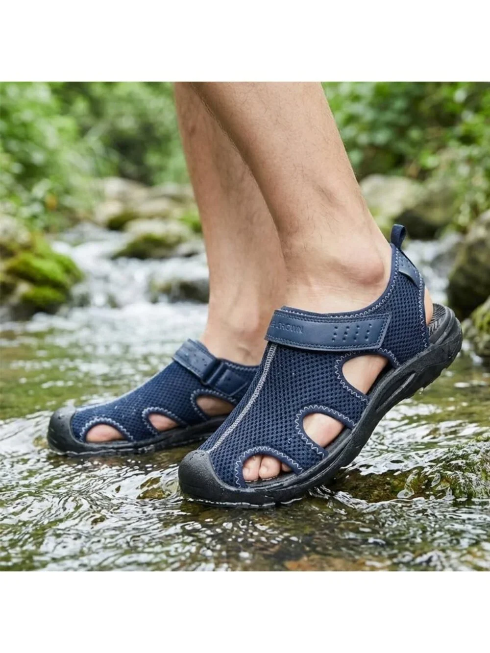 Men's Blue Mesh Hiking Sandals Closed-Toe Beach Sandal for Athletic Outdoor